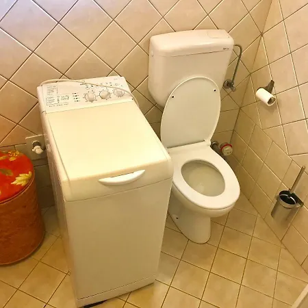 Adele Apartment
